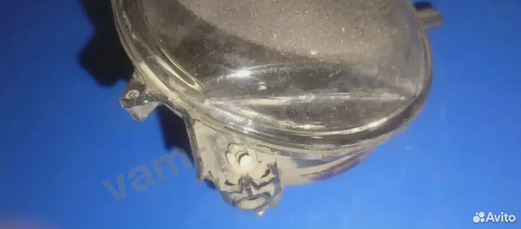 Фара противотуманная левая Тойота Королла