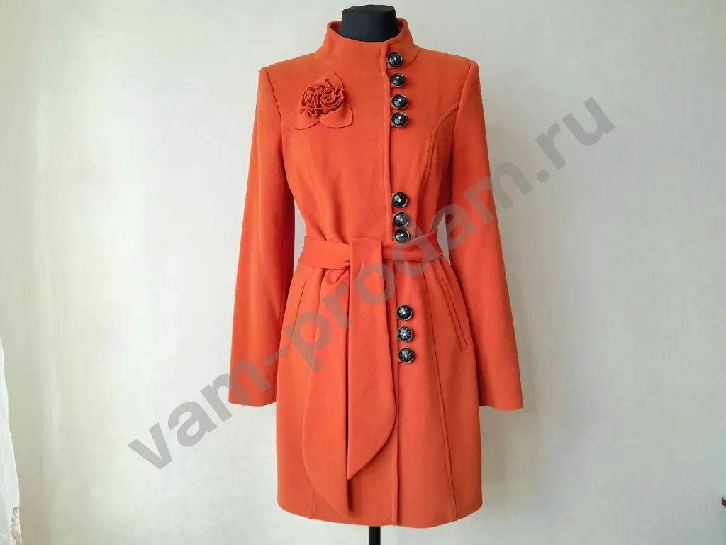 Пальто женское демисезонное 44 размер