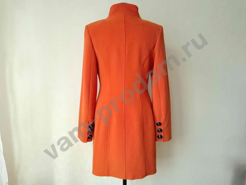 Пальто женское демисезонное 44 размер