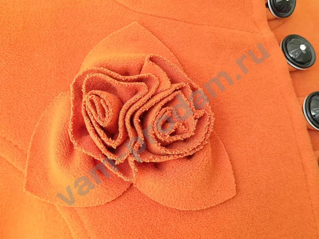 Пальто женское демисезонное 44 размер