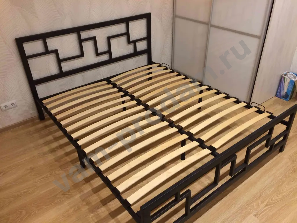 Кровать в стиле Лофт