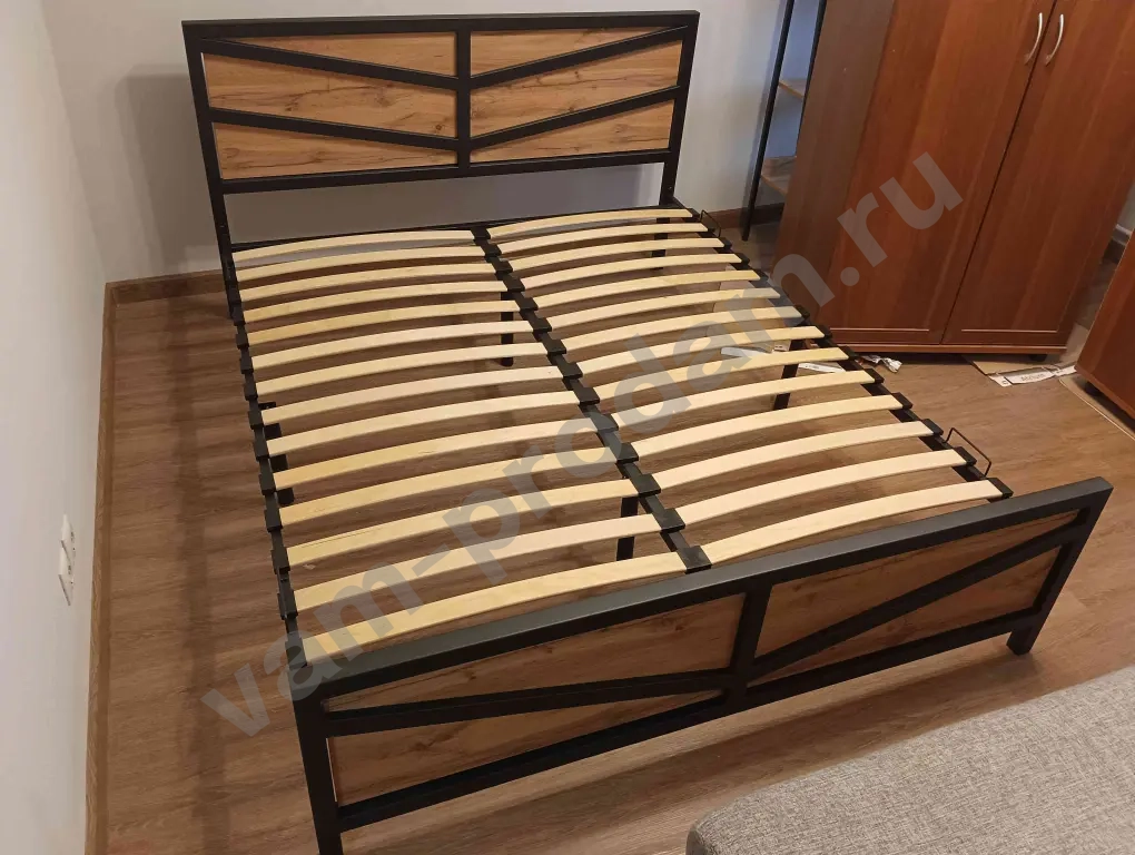 Кровать в стиле Лофт