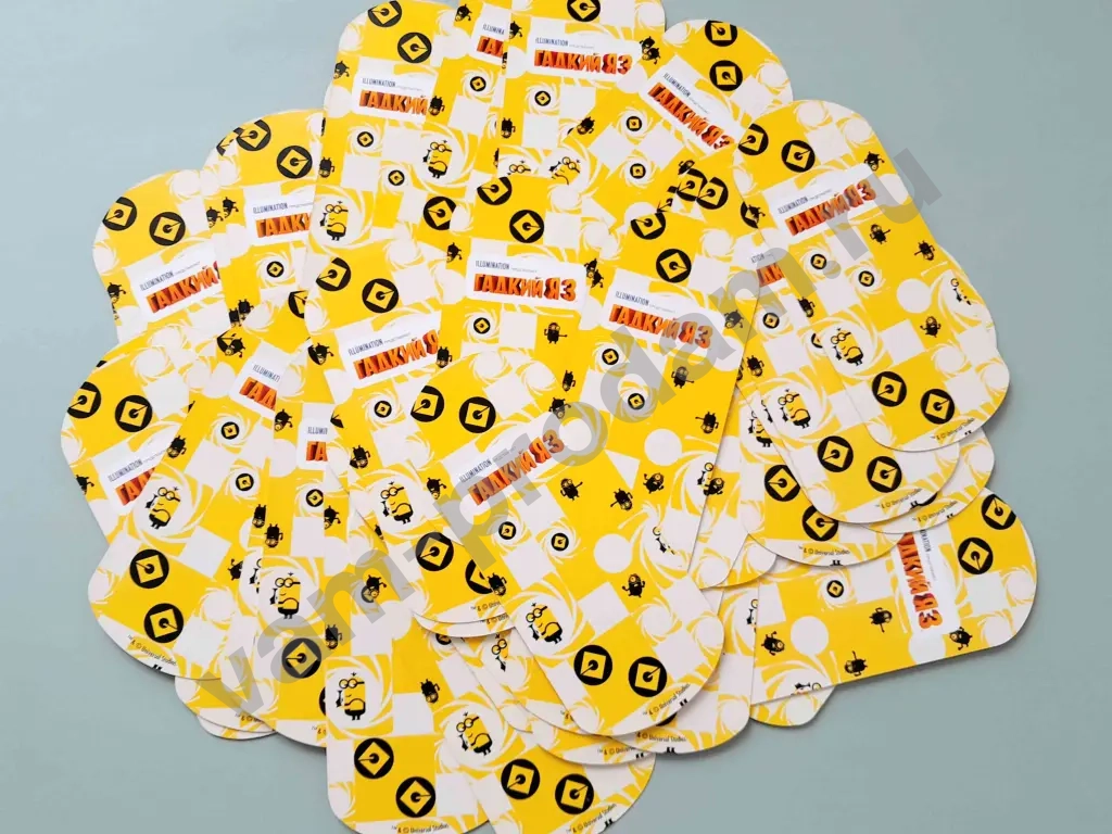 Карточки Гадкий Я / миньоны / Магнит