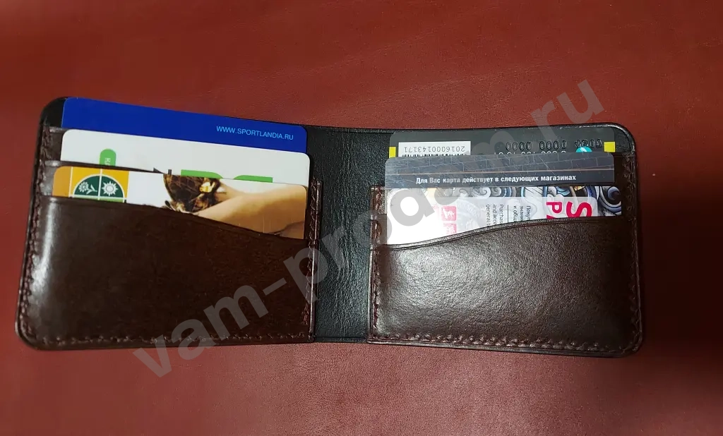 Кошелек кожаный - молодежный