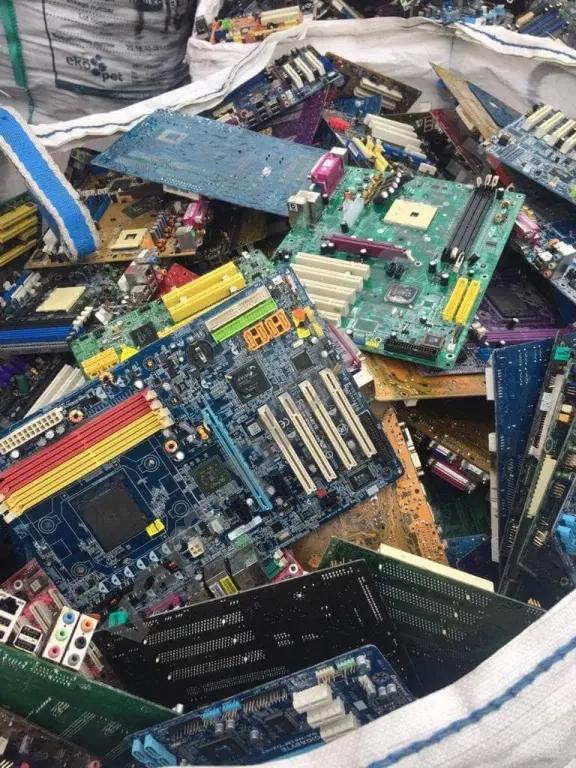 утилизация выкуп плат телефонов ,планшетов,пк,ноутбуков