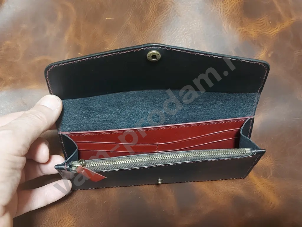 Женский кошелёк из кожи