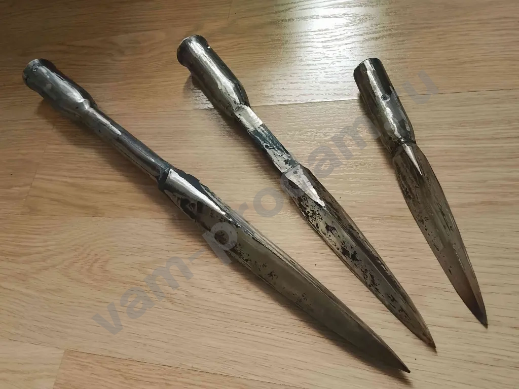 ледоруб, пешня трехгранная, кованая