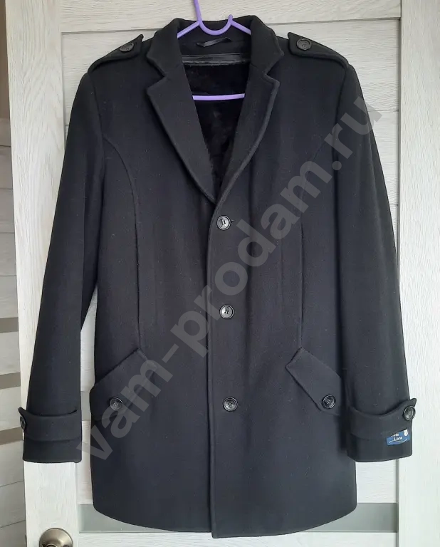 Пальто мужское утеплённое размер S 46