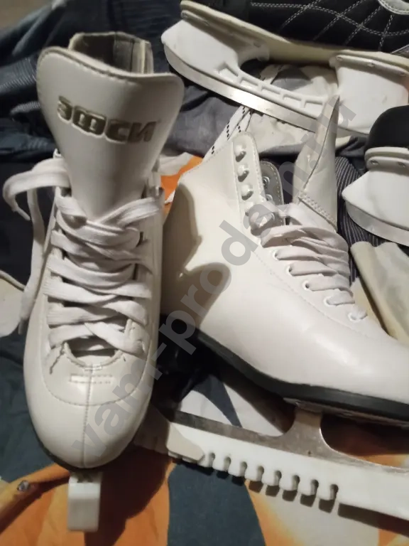 Коньки фигурные