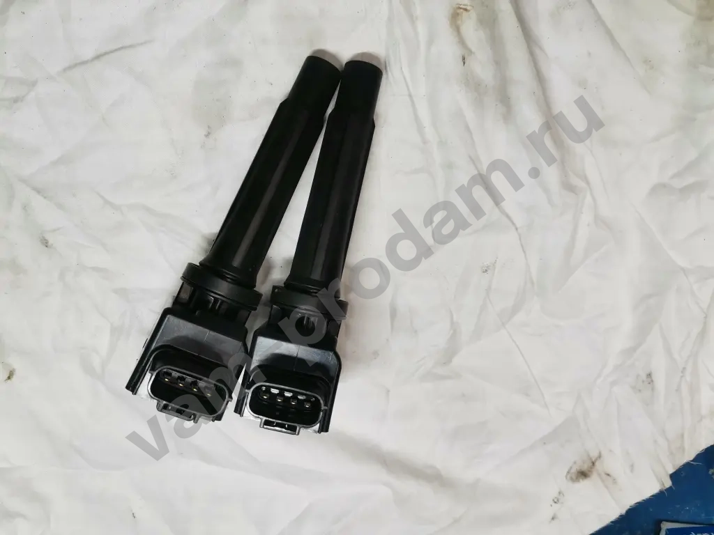 Катушка зажигания Mazda Pe2018100