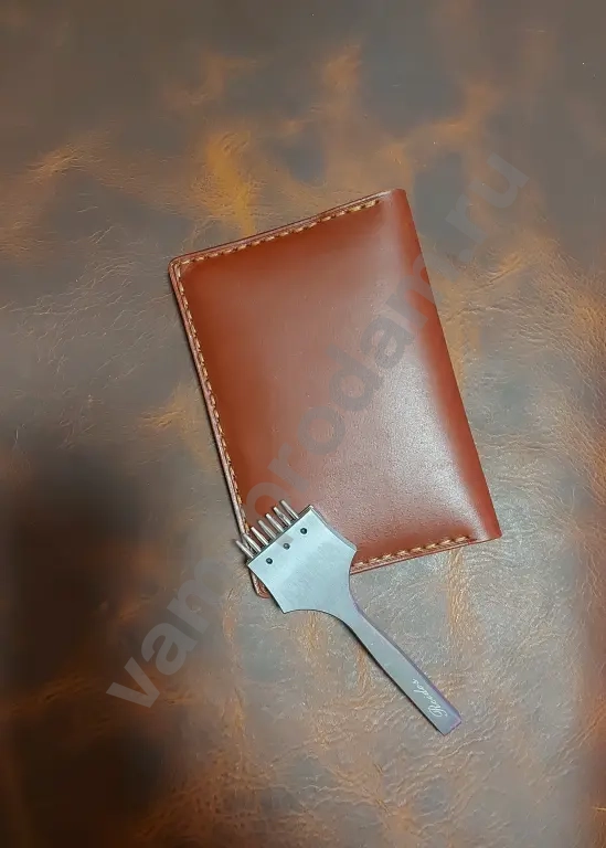 Кожанная обложка на паспорт