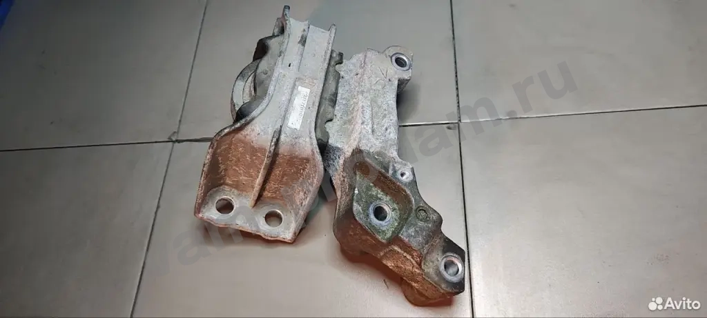 Опора двигателя nissan juke F15 hr15de