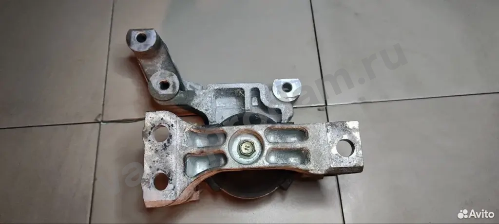 Опора двигателя nissan juke F15 hr15de