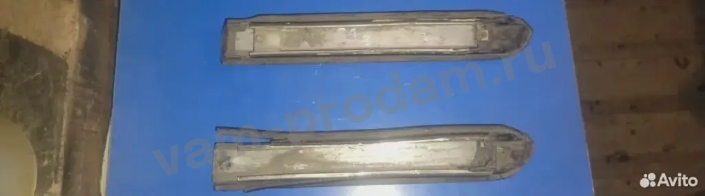 Молдинг крыла переднего левого бмв е30