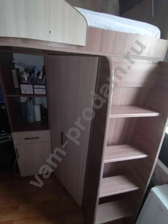 Кровать чердак