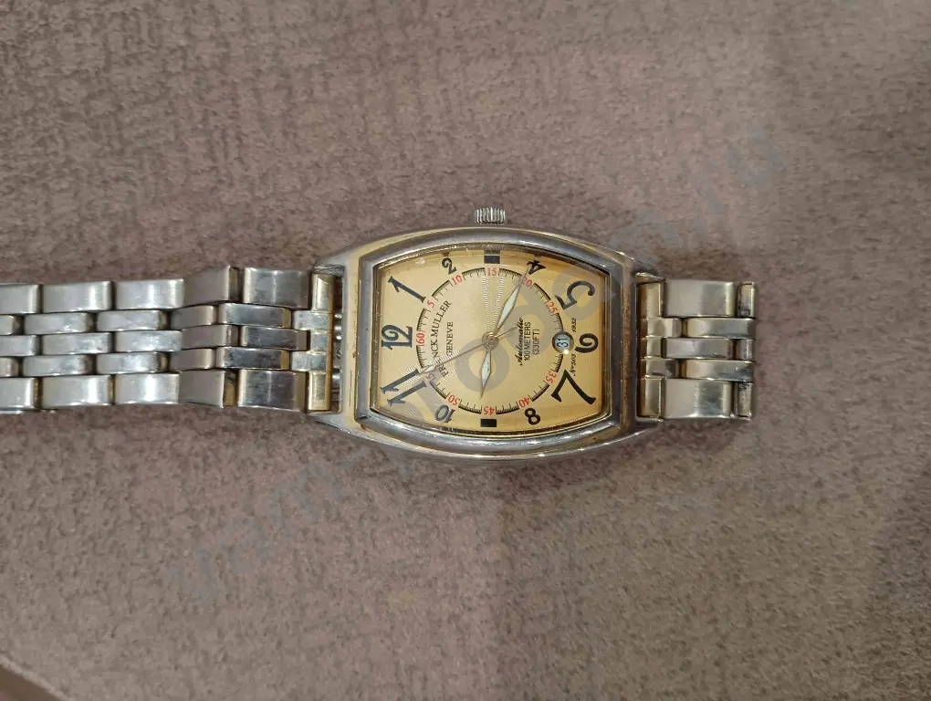 Часы наручные мужские и женские