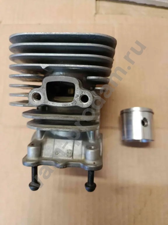 новая оригинал поршневая husqvarna 128r