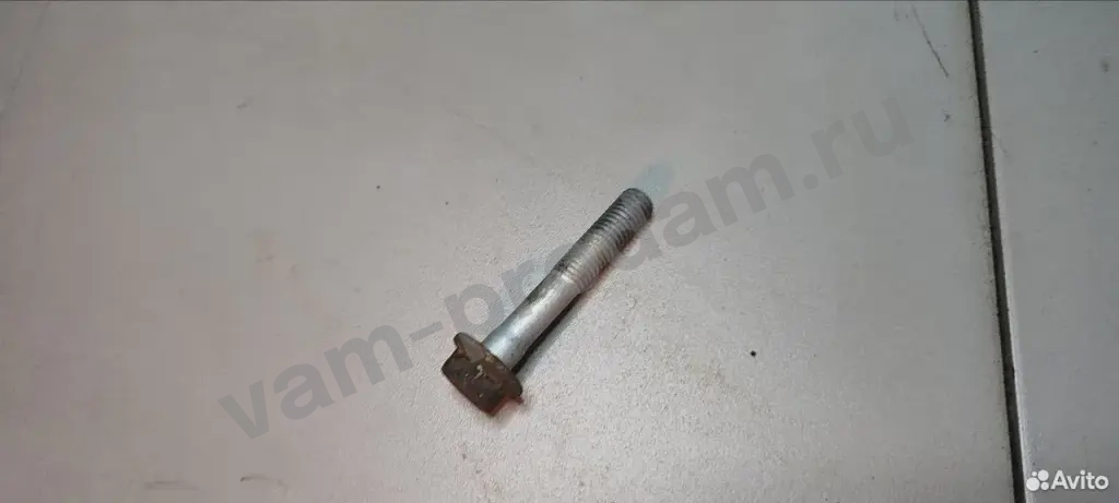 Винт натяжителя ремня opel Z 11518055