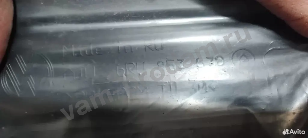 Накладка 2015-20 6RU853678A