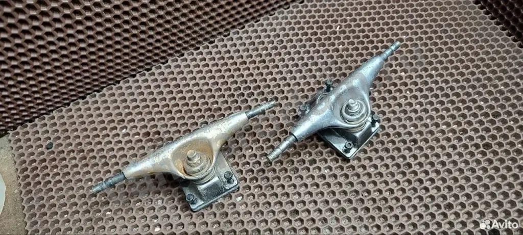 Скейтборд подвеска - цена за всё