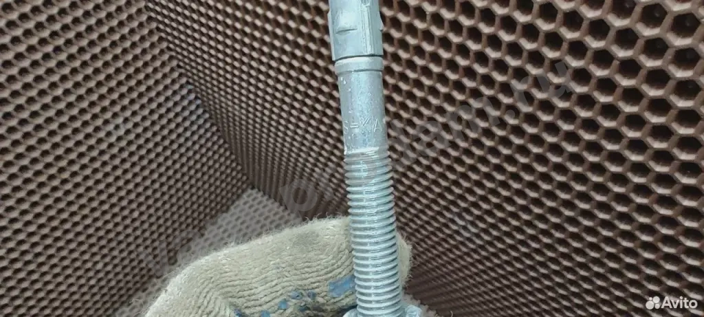 Анкер 10/50. 2шт