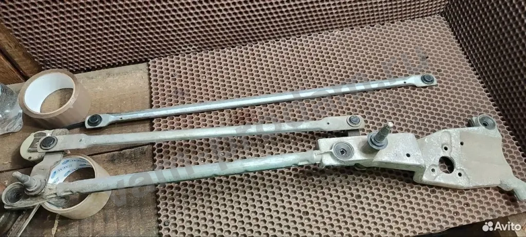 Трапеция стеклоочистителей Ford Focus 1