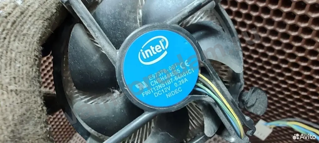 Кулер процеccорный intel оригинал