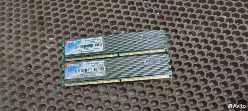 Оперативная память Patriot PDC22G6400ELK ddrii 1Gb