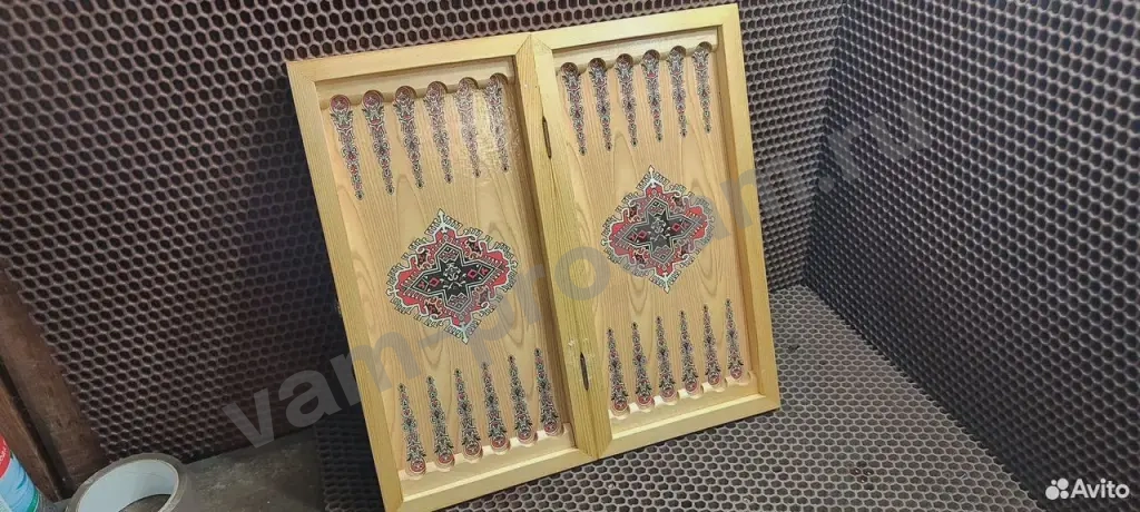 Доска шахматная, нарды