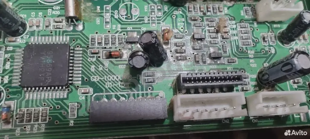 Главная плата усилителя автомагнитолы