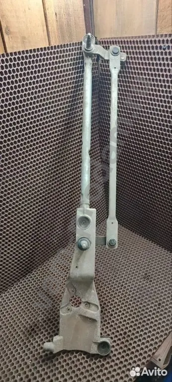 Трапеция стеклоочистителей Ford Focus 1