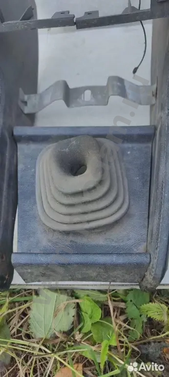 Крышка рычага переключения передач бмв е12