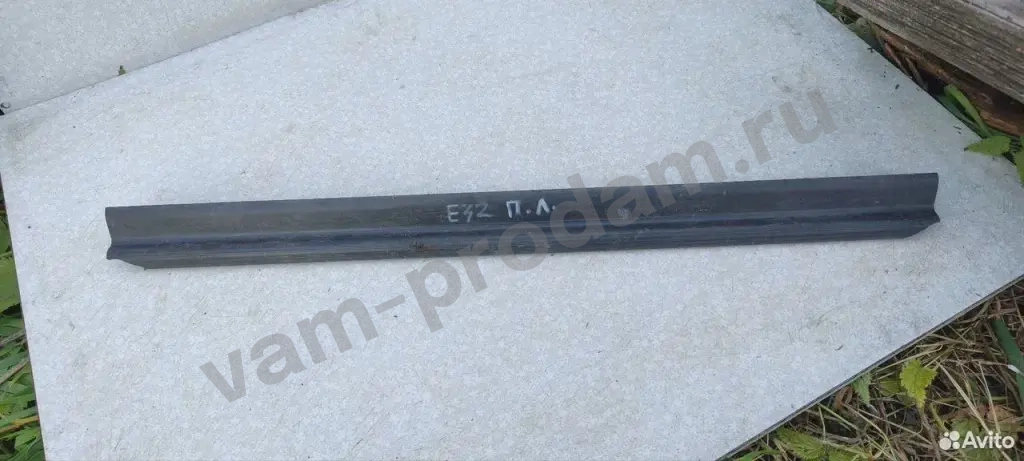 Накладка на порог салона передняя левая Bmw