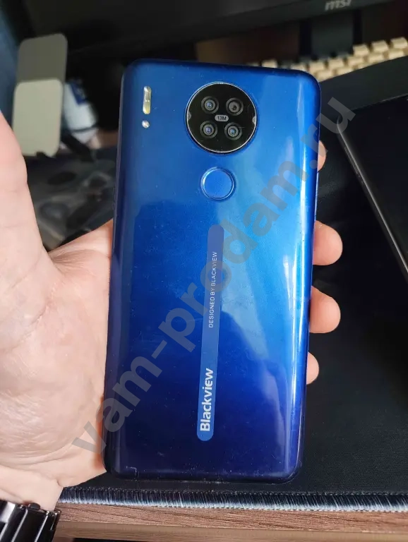 Смартфон на андроиде 2/16