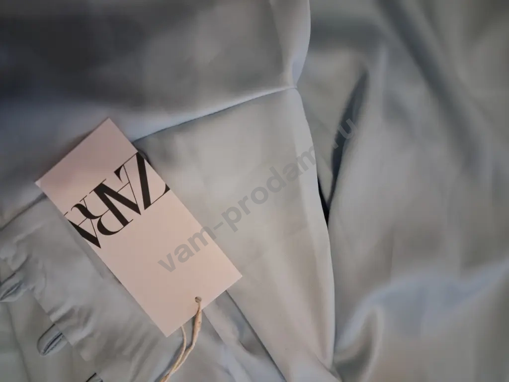 костюм женский ZARA