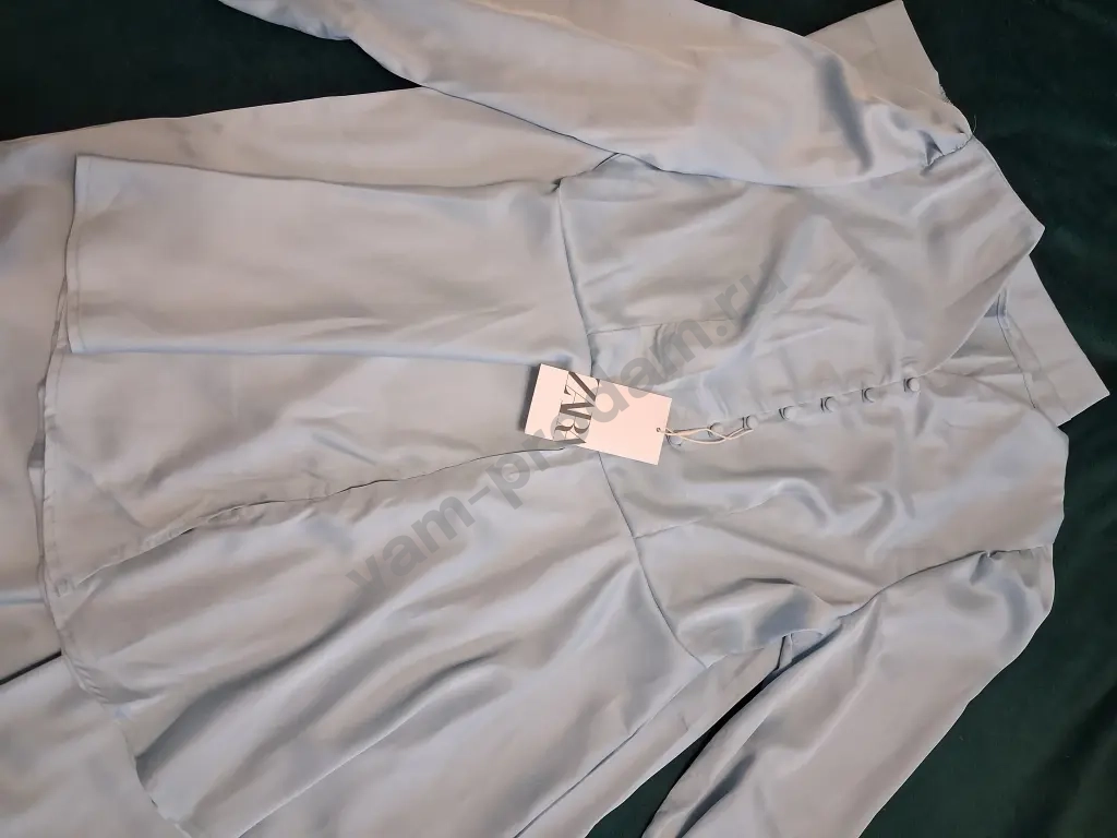 костюм женский ZARA