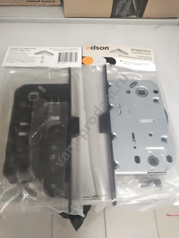 ручки для межкомнатных дверей замочки и для окон ручки.