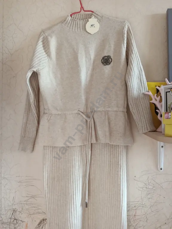 Вязаное платье.