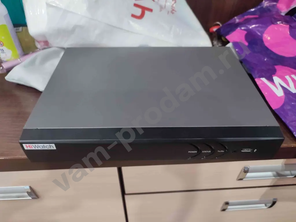 Видеорегистратор HiWatch DS-H204UP