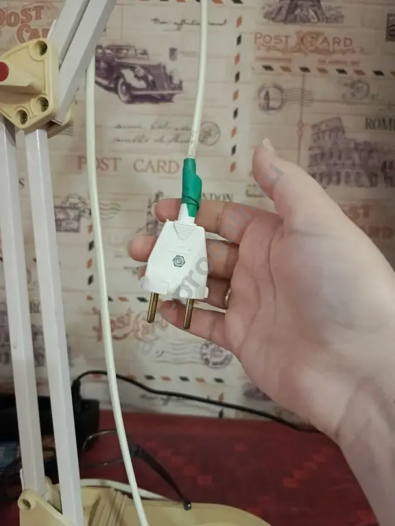 настольная лампа бесплатно