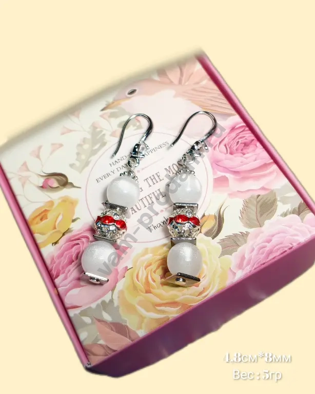 Серьги "Лунная ария" с красным хрусталем, новые