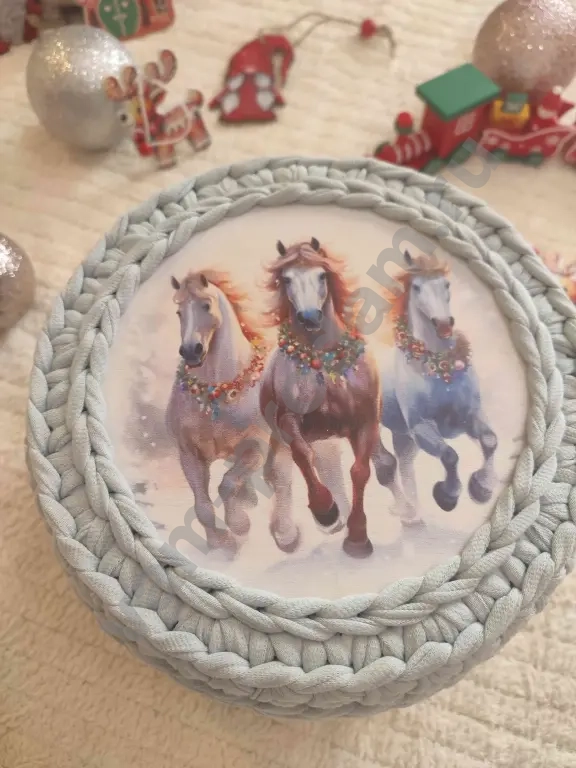 Шкатулка из трикотажной пряжи