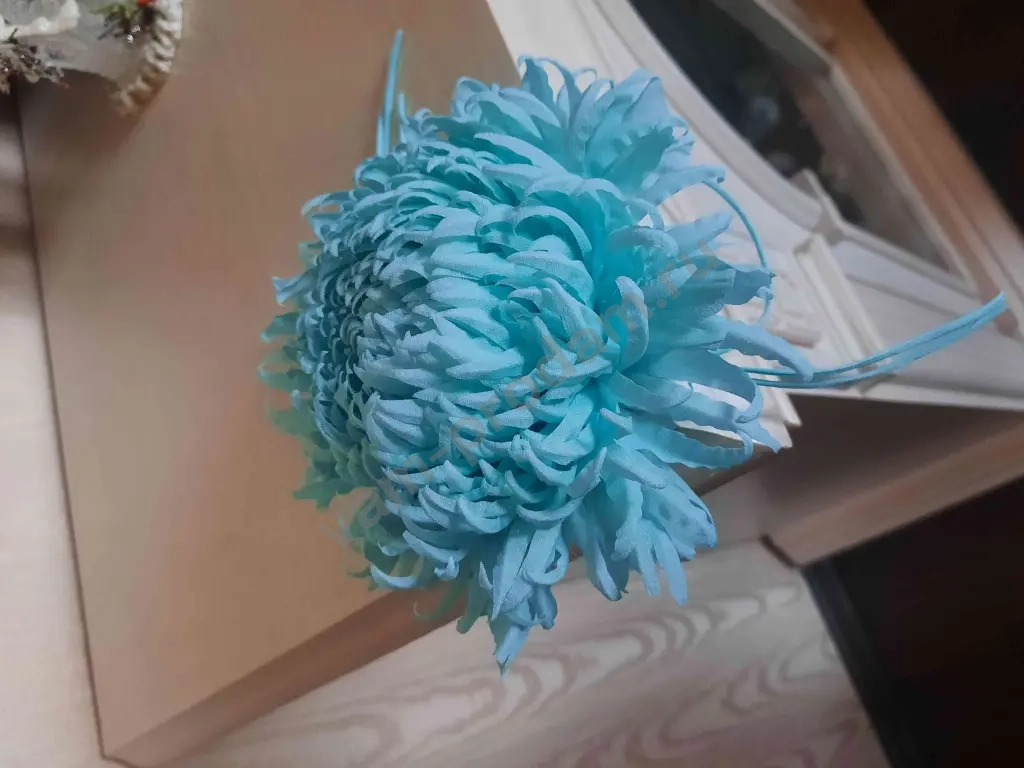 Хризантема брошь-зажим из ткани