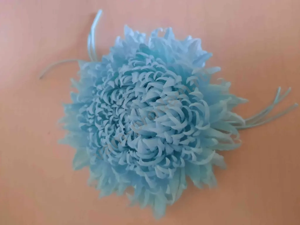 Хризантема брошь-зажим из ткани