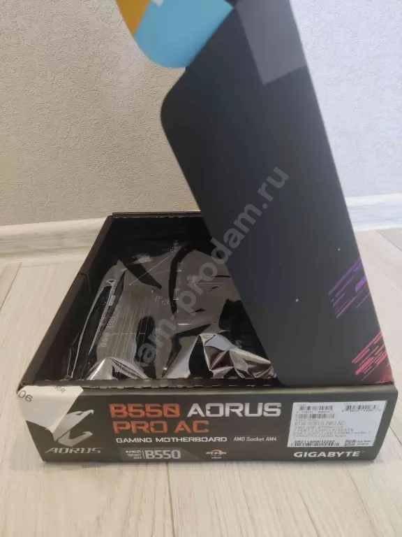 Материнская плата Gigabyte B550 Aorus Pro AC