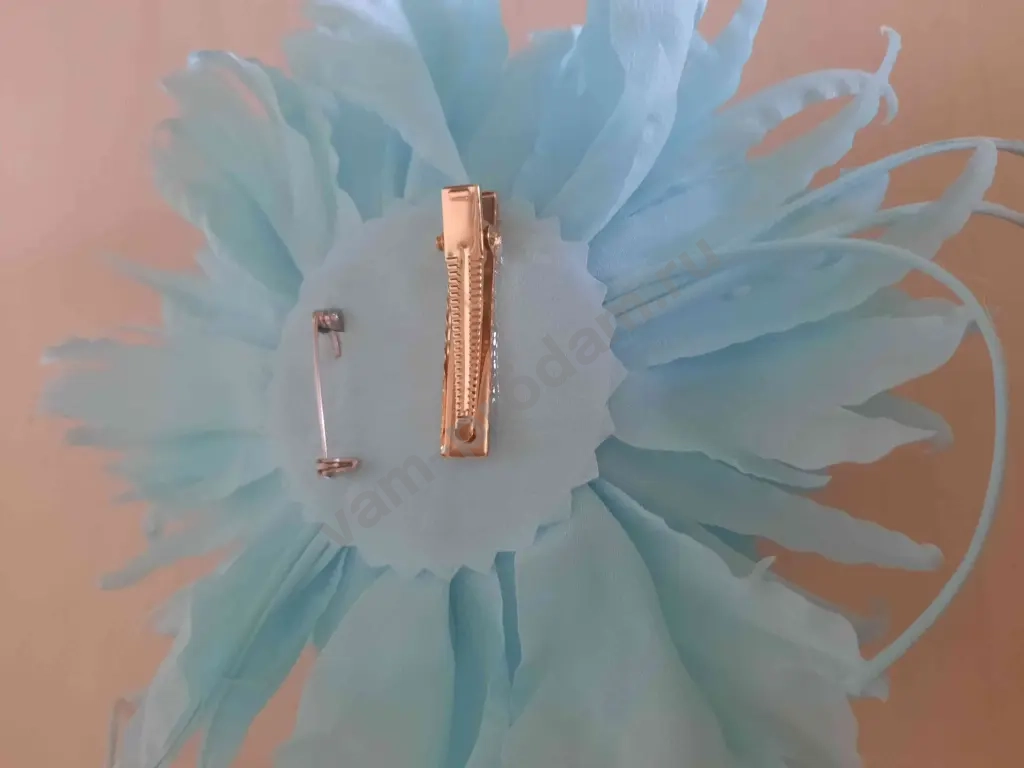 Хризантема брошь-зажим из ткани