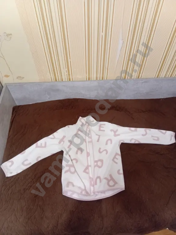 Кофта, Futurino