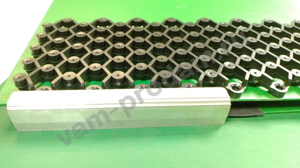 Порог алюминиевый угловой (на ступень)