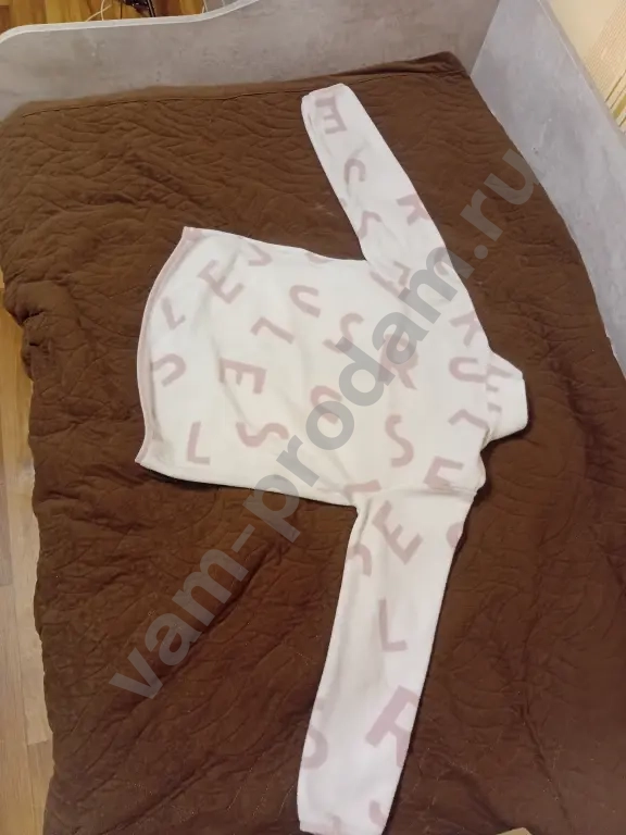 Кофта, Futurino