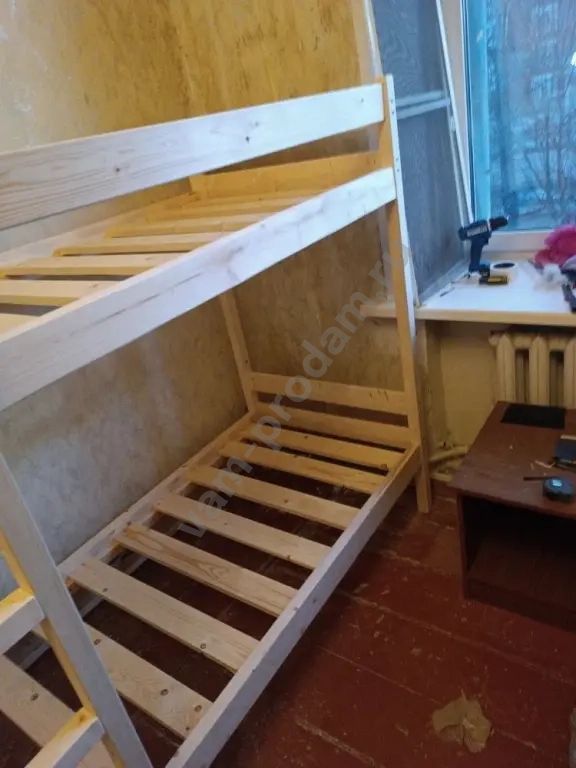 деревянные одноярусные и двухярусные кровати